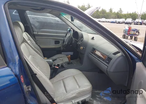 1998 BMW 328 I из США, поврежденный, VIN WBACD3321WAV24404